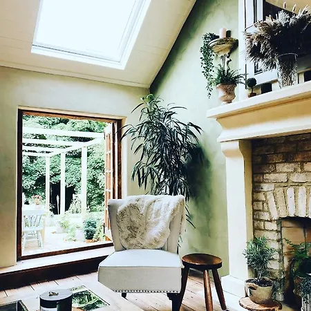 The Wee Pink Holiday home